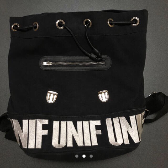 ユニフ UNIF リュック　深瀬　着用