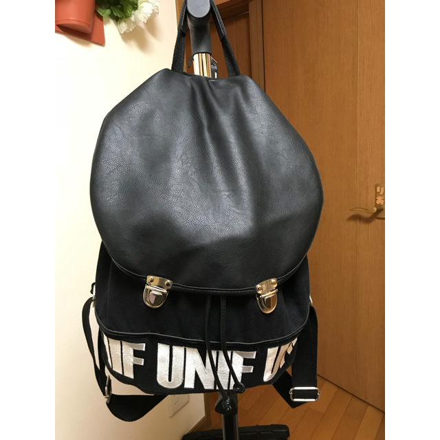 ユニフ UNIF リュック　深瀬　着用