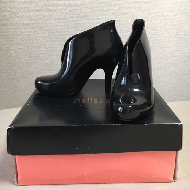 melissa(メリッサ)のmelissa メリッサ ブーティ ショートブーツ 黒 レインシューズ レディースの靴/シューズ(ブーツ)の商品写真