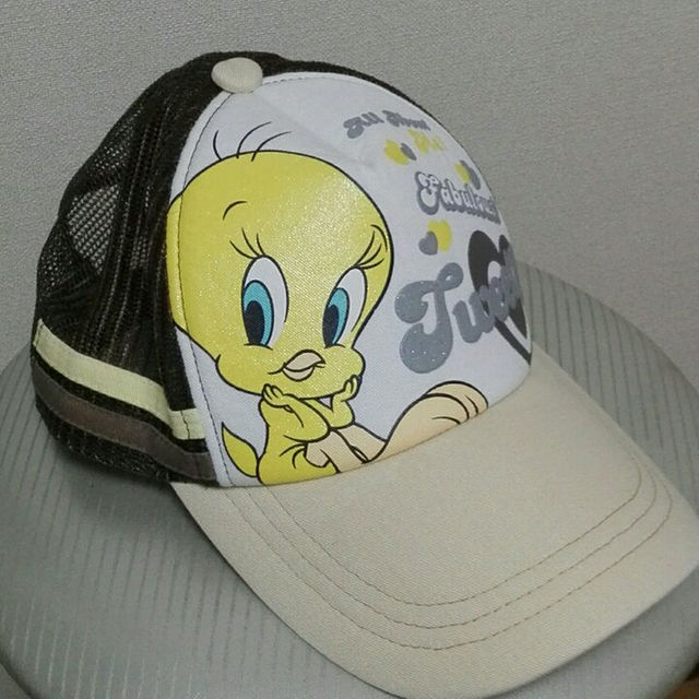 Disney(ディズニー)のディズニーキャップ(Tweety) キッズ/ベビー/マタニティのこども用ファッション小物(帽子)の商品写真