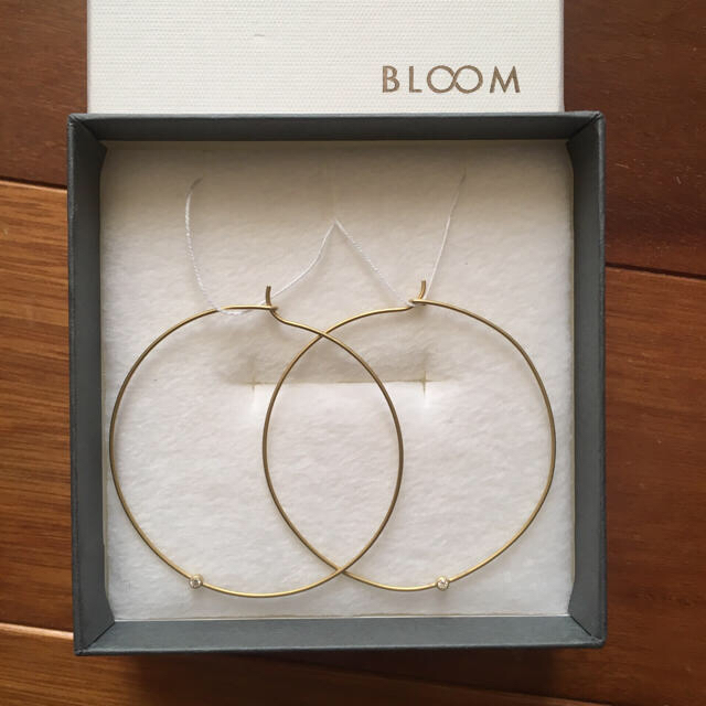 BLOOM(ブルーム)のBLOOM K18ゴールド フープピアス レディースのアクセサリー(ピアス)の商品写真