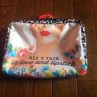 LeSportsac - レスポートサック ベネフィットコラボ ポーチ☆美品✨激