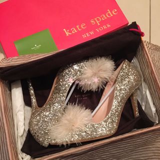 ケイトスペードニューヨーク(kate spade new york)のキラキラふわふわ♥kate spade グリッター ファー パンプス ハイヒール(ハイヒール/パンプス)