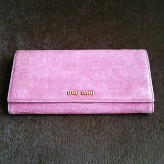 ミュウミュウ(miumiu)のmiu miu 長財布(財布)