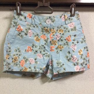 ダブルクローゼット(w closet)のw closet  ショートパンツ 花柄(ショートパンツ)