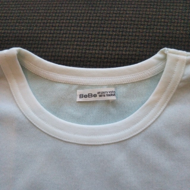 BeBe(ベベ)のBeBe長袖Tシャツ白150 キッズ/ベビー/マタニティのキッズ服男の子用(90cm~)(Tシャツ/カットソー)の商品写真