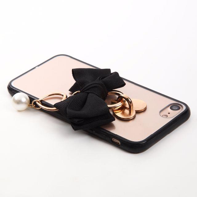 縁ブラック ブラックリボンにハート&パールのチャーム iPhoneケース スマホ/家電/カメラのスマホアクセサリー(iPhoneケース)の商品写真