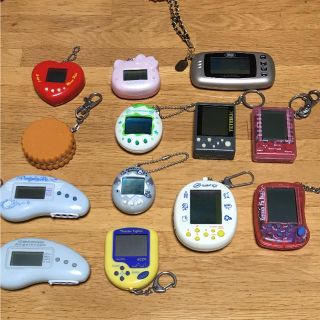 レア★キーホルダー型ゲームセット(家庭用ゲーム機本体)