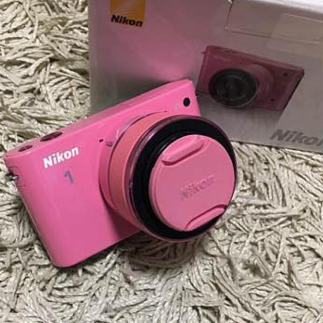 Nikon(ニコン)の☆美品☆ nikon j1  pink ニコン カメラ ピンク スマホ/家電/カメラのカメラ(ミラーレス一眼)の商品写真