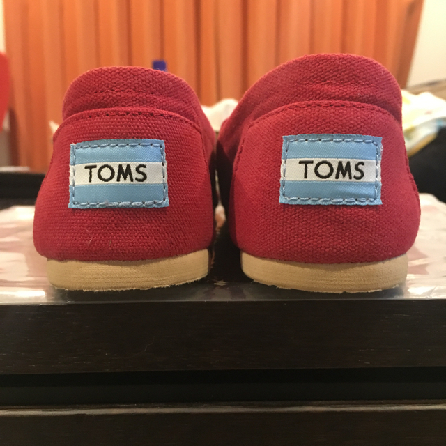 TOMS(トムズ)のひなりゅう様専用です！！！ レディースの靴/シューズ(スリッポン/モカシン)の商品写真
