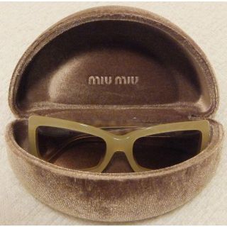 MIU MIU(サングラス/メガネ)のフリマアイテム一覧 MIU MIU(サングラス/メガネ)のフリマアイテム一覧