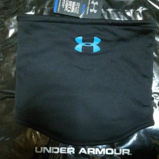 アンダーアーマー(UNDER ARMOUR)のブラック×ブルー【新品 】アンダーアーマー リバーシブルネックウォーマー(ネックウォーマー)