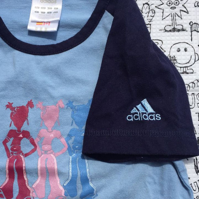 adidas(アディダス)の110💕adidas Ｔシャツ キッズ/ベビー/マタニティのキッズ服女の子用(90cm~)(その他)の商品写真