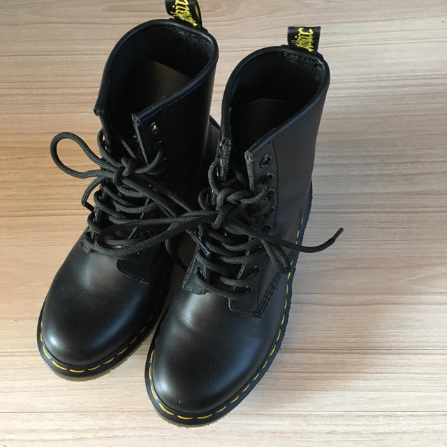 Dr.Martens(ドクターマーチン)のdr.martens レディースの靴/シューズ(ブーツ)の商品写真