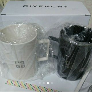 ジバンシィ(GIVENCHY)の値下げ☆ジバンシー ペアマグカップ (グラス/カップ)