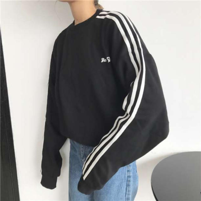 限定セール スリーライン ビッグトレーナー 黒 アディダス Supreme系の通販 By あんじゅ S Shop ラクマ 限定セール スリーライン ビッグトレーナー 黒 アディダス Supreme系の通販 By あんじゅ S Shop ラクマ