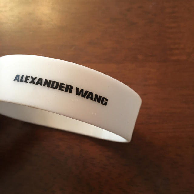 Alexander Wang(アレキサンダーワン)のAlexanderWangラバーバンド レディースのアクセサリー(ブレスレット/バングル)の商品写真