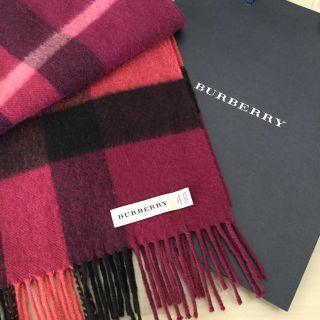 バーバリー(BURBERRY)の【美品】バーバリー カシミヤ100%マフラー ✳︎赤ボルドー系✳︎(マフラー/ショール)