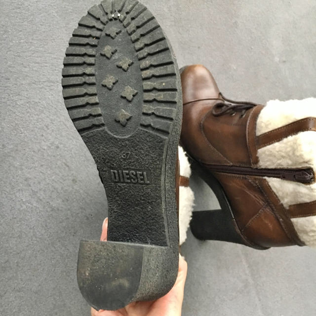DIESEL(ディーゼル)のディーゼル ショートブーツ レディースの靴/シューズ(ブーツ)の商品写真