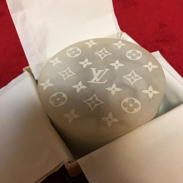 LOUIS VUITTON(ルイヴィトン)のLV VIP顧客限定 フレグランスBOX コスメ/美容の香水(香水(女性用))の商品写真