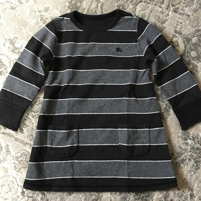 BURBERRY(バーバリー)のバーバリー 4T・100㎝ ３点セット 美品 キッズ/ベビー/マタニティのキッズ服女の子用(90cm~)(その他)の商品写真