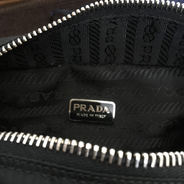 PRADA(プラダ)のプラダ ポーチ レディースのファッション小物(ポーチ)の商品写真