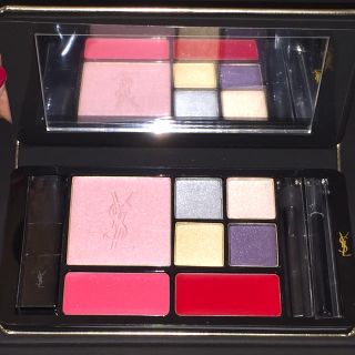 イヴサンローランボーテ(Yves Saint Laurent Beaute)のYSL クリスマスコフレ(コフレ/メイクアップセット)