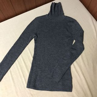 ユニクロ(UNIQLO)の中古 ユニクロ タートルネックセーター グレーL(ニット/セーター)