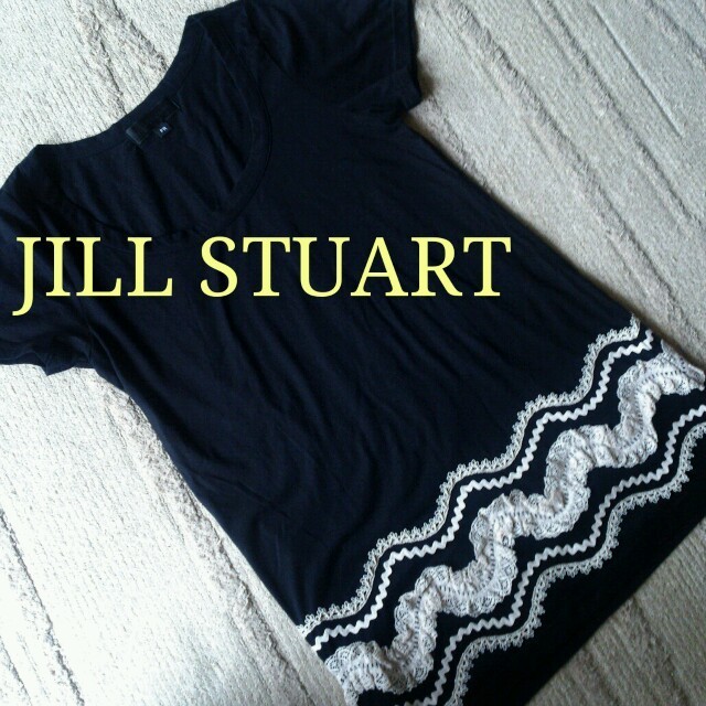 JILLSTUART(ジルスチュアート)のJILL STUART☆送料込 レディースのトップス(Tシャツ(半袖/袖なし))の商品写真