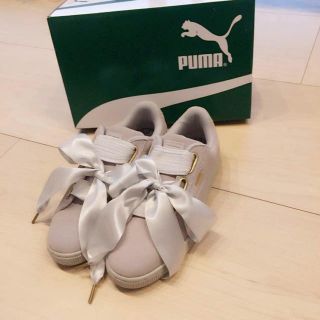 プーマ(PUMA)の【限定値下げ】新品未使用 プーマ サテンリボン スエードスニーカー レディース(スニーカー)