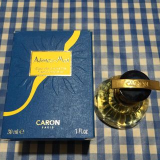 キャロン(CARON)の新品.未使用エメモア・オードトアレ！(香水(女性用))