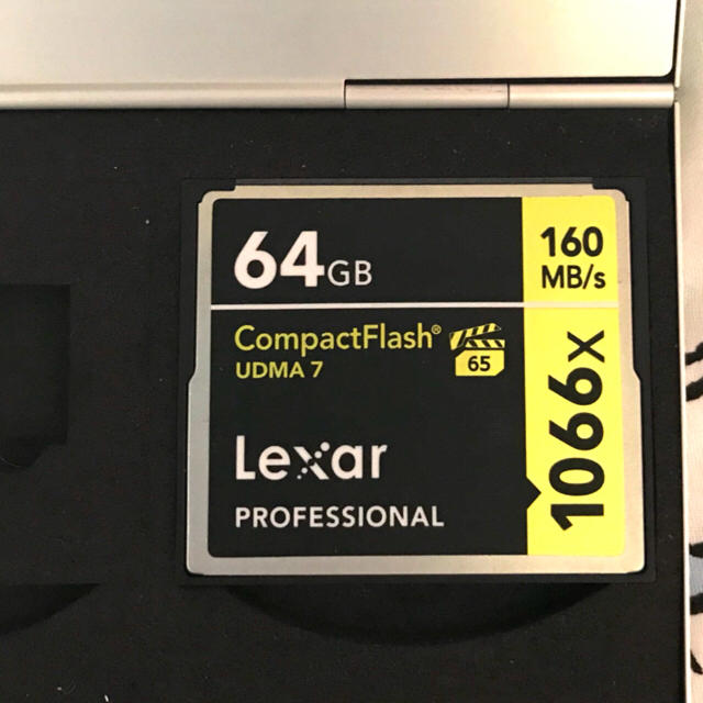 Lexar(レキサー)の★美品★LEXAR MEDIA レキサーコンパクトフラッシュ CF スマホ/家電/カメラのカメラ(デジタル一眼)の商品写真