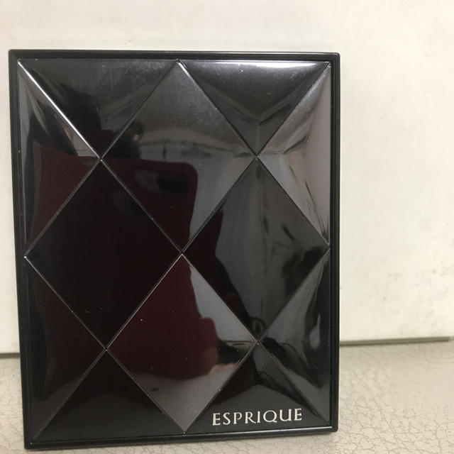 ESPRIQUE(エスプリーク)のエスプリーク ブレンドディメンショナル アイズ （シャイニー）コーラルベージュ コスメ/美容のベースメイク/化粧品(アイシャドウ)の商品写真