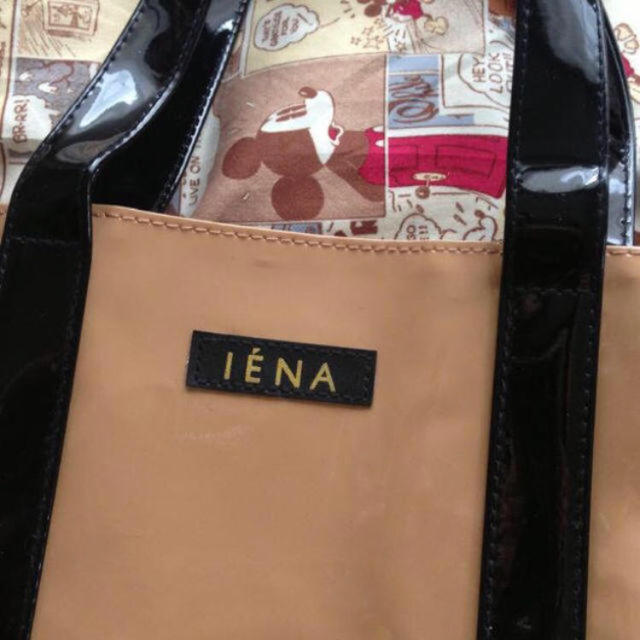 IENA(イエナ)のIENA新品♡配色エナメル風トート レディースのバッグ(トートバッグ)の商品写真