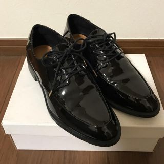 ザラ(ZARA)のZARA☆エナメルレースアップシューズ(ローファー/革靴)