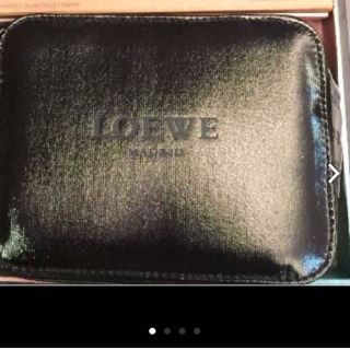 ロエベ(LOEWE)のロエベアメニティセット(ボディバッグ/ウエストポーチ)