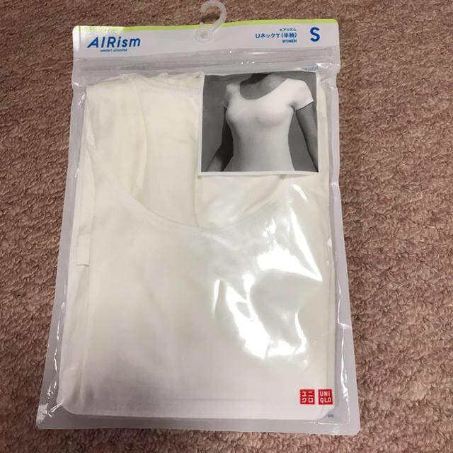 UNIQLO(ユニクロ)のタンクトップメイナ様専用 レディースのトップス(タンクトップ)の商品写真