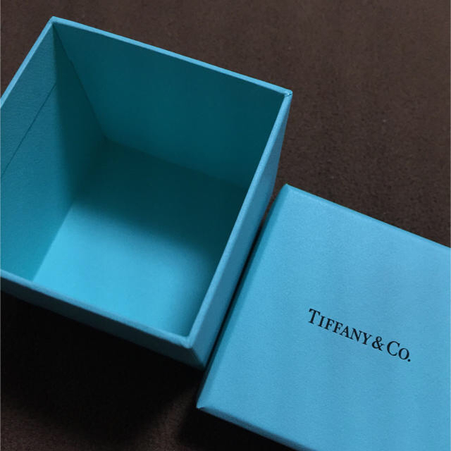 Tiffany & Co.(ティファニー)のTiffany ショップバッグ ボックス リングケース レディースのバッグ(ショップ袋)の商品写真