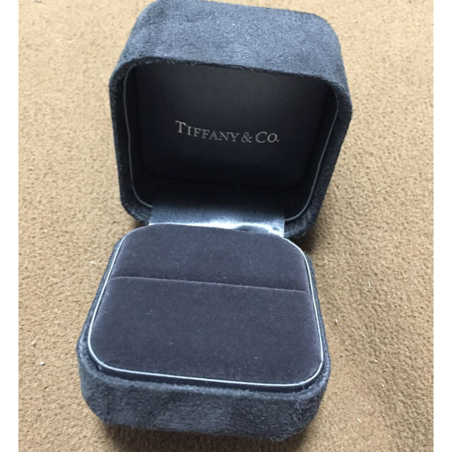 Tiffany & Co.(ティファニー)のTiffany ショップバッグ ボックス リングケース レディースのバッグ(ショップ袋)の商品写真