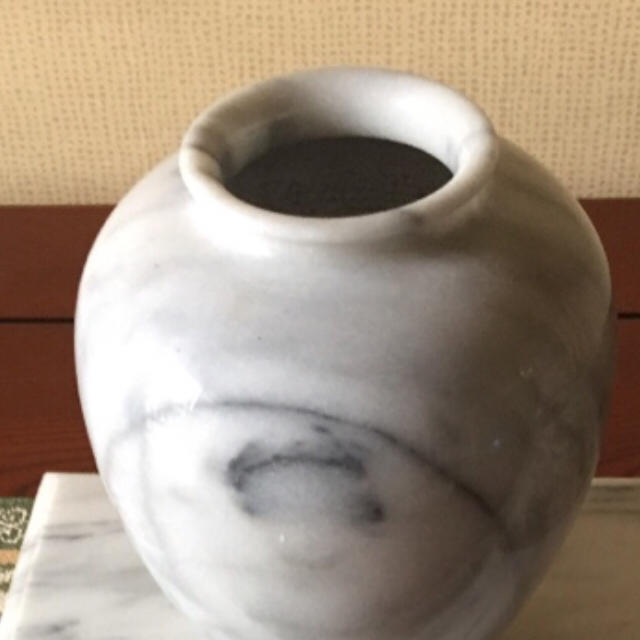大理石花瓶台付き