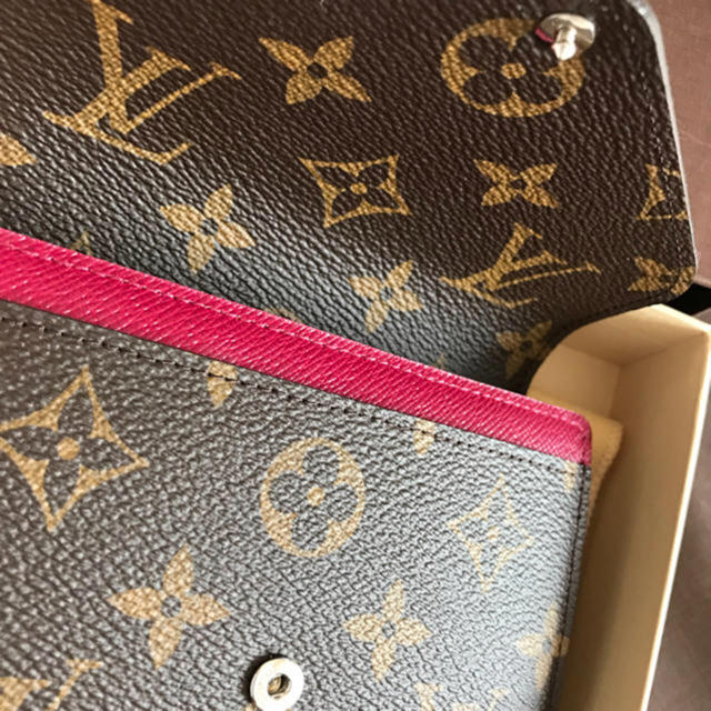 LOUIS VUITTON(ルイヴィトン)の☆ＣoＣo☆様ご専用🌟ルイヴィトン新品三つ折りお財布🎀 レディースのファッション小物(財布)の商品写真