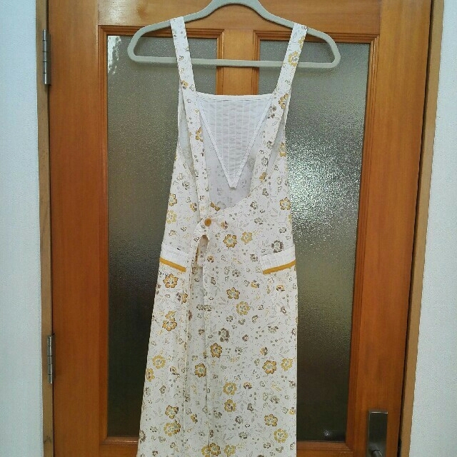 GIVENCHY - ジバンシー エプロンの通販 by ローズ's shop GIVENCHY - ジバンシー エプロンの通販 by ローズ's shop