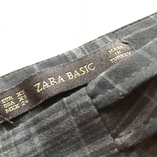 ZARA(ザラ)の【sena様専用】美品！ZARA BASIC チェックパンツ レディースのパンツ(クロップドパンツ)の商品写真