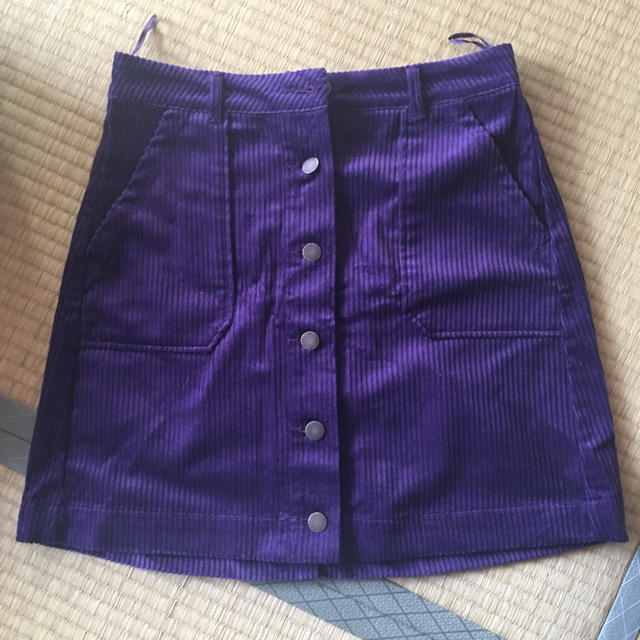 GU(ジーユー)のGＵコーデュロイスカート レディースのスカート(ミニスカート)の商品写真