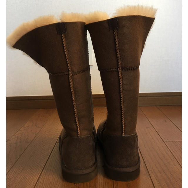 コストコ(コストコ)のモモ☆様専用 KIRKLAND シープスキン ムートン ブーツ ブラウン レディースの靴/シューズ(ブーツ)の商品写真