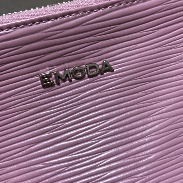 EMODA(エモダ)のEMODA ポーチ レディースのファッション小物(ポーチ)の商品写真