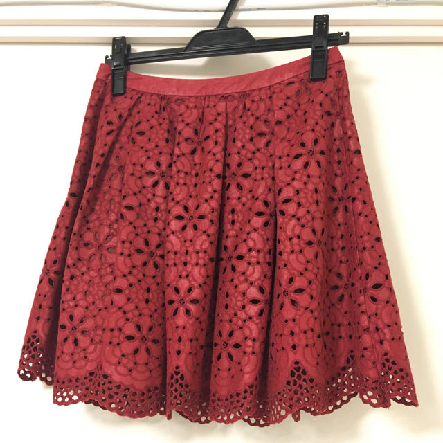 Rirandture(リランドチュール)のリランドチュール♡カットワークスカート レディースのスカート(ひざ丈スカート)の商品写真