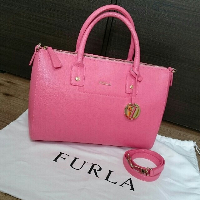 Furla(フルラ)の未使用 FURLA 2wayバッグ 売り切りたいので格安 レディースのバッグ(トートバッグ)の商品写真