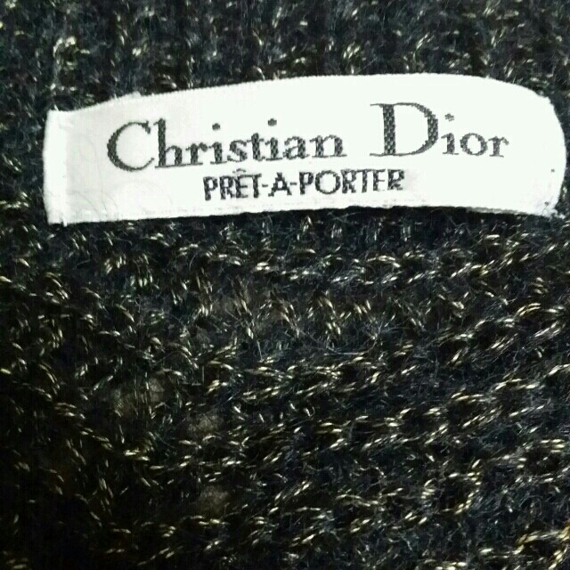 Christian Dior(クリスチャンディオール)の[あなたのことがすし様専用]新品未使用Diorニット レディースのトップス(カーディガン)の商品写真