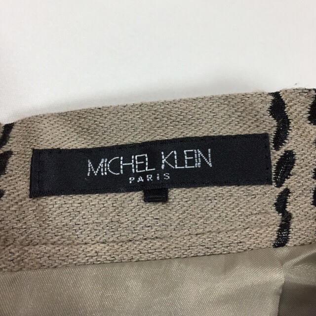 MICHEL KLEIN(ミッシェルクラン)の秋冬用チェックスカート レディースのスカート(ひざ丈スカート)の商品写真